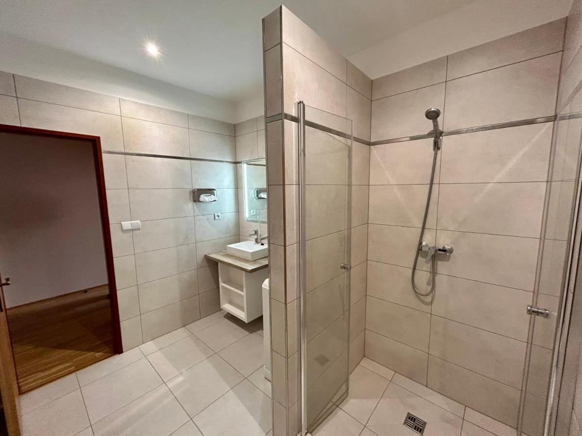 Hotel Rohac Trstená المظهر الخارجي الصورة